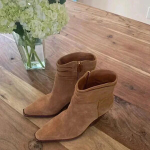 New Western Vince Camuto Boots size 6